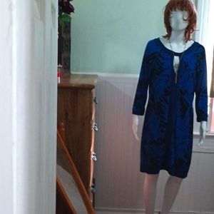 Striking Knit dress In Midnight Blue